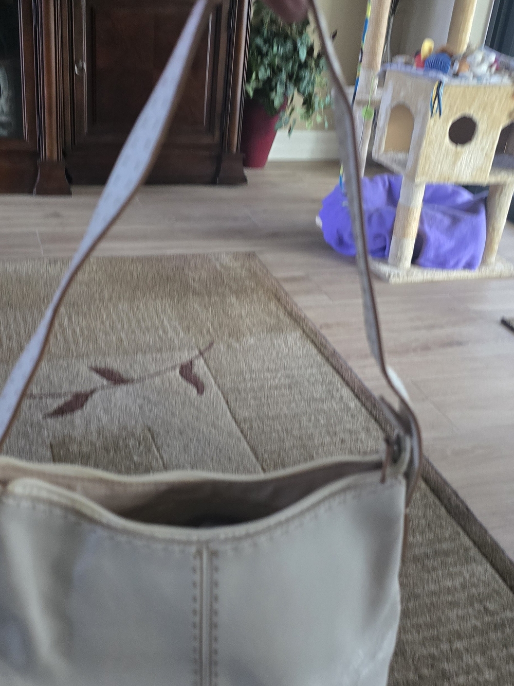 FOSSIL Leather Bag in Cream